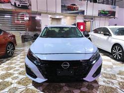 نيسان ألتيما